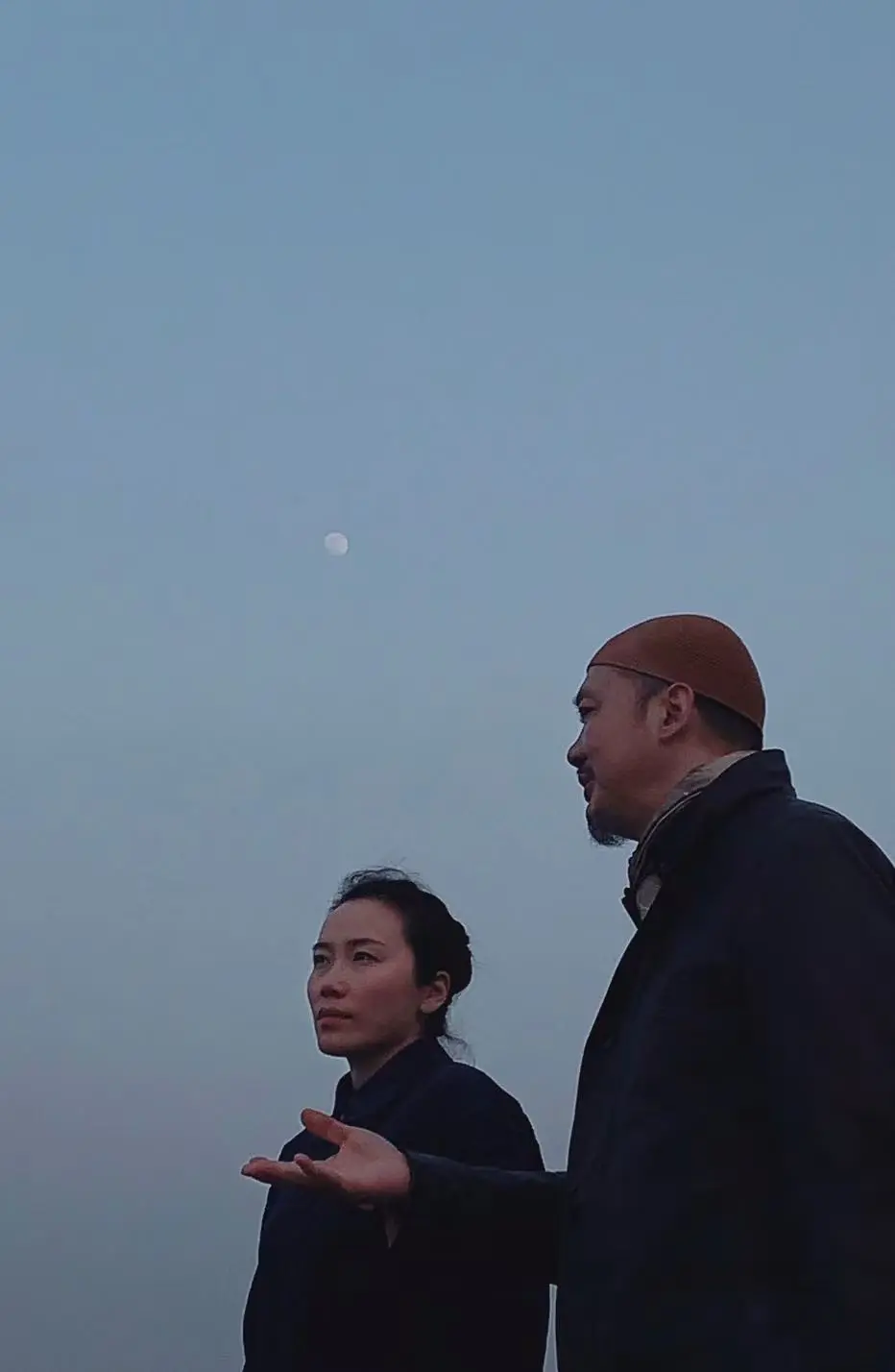 Conversation in an open landscape