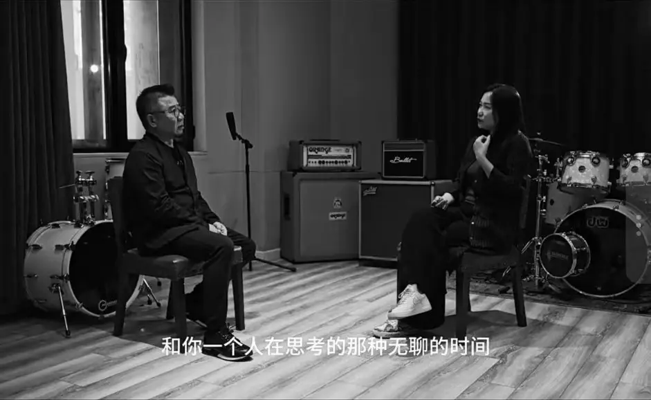 Wu Qian in conversation with Kong Hongwei